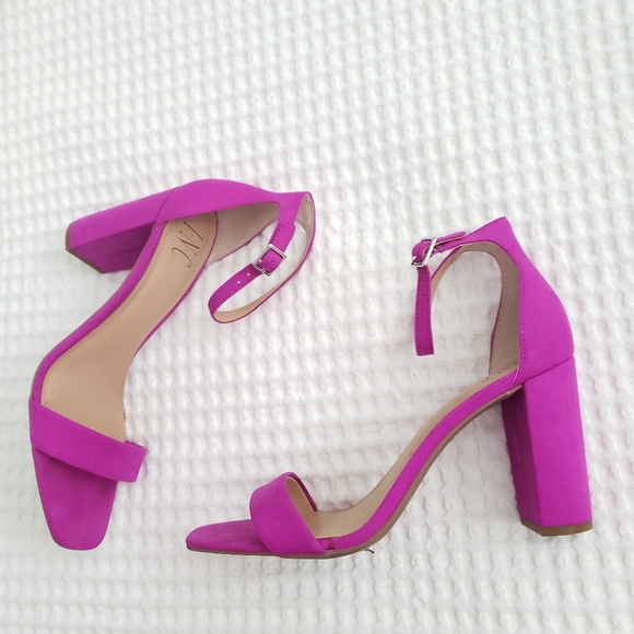 I.N.C. faux suede fuchsia ankle strap chunk heels 9 - Picture 8 of 15